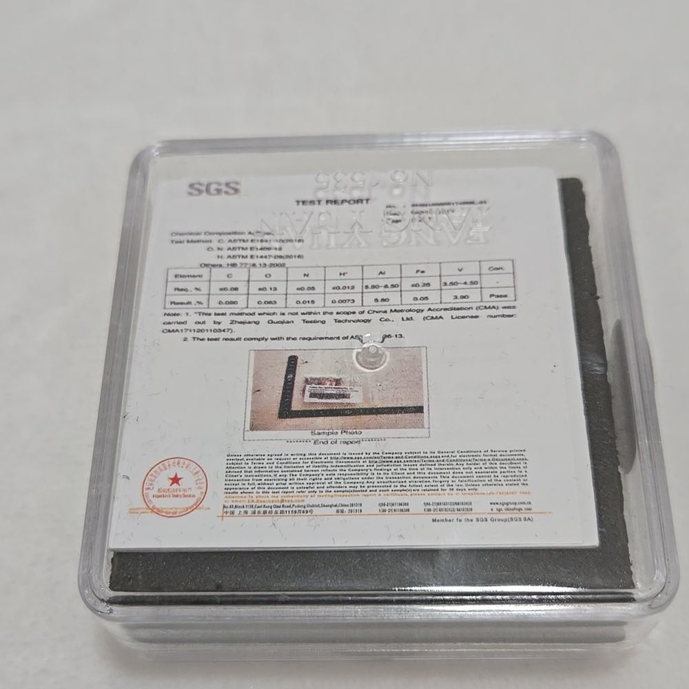 Titanium And Crystal Belly Button Ring, New In Box - Picture 5 of 5